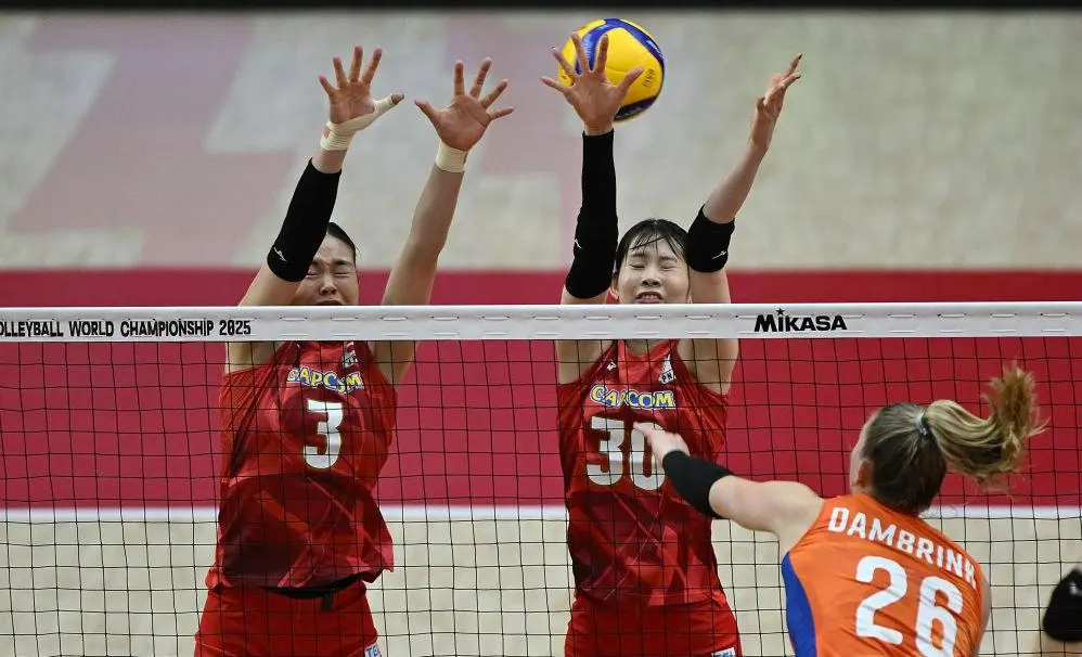 不多一个时, 利这套阵容 不多一个时, 利这套阵容