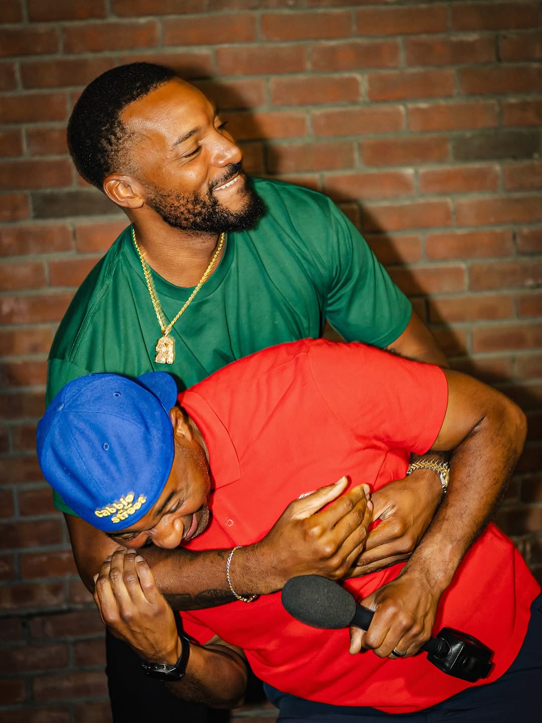 对的照片与, 日讯, 鲍威尔In