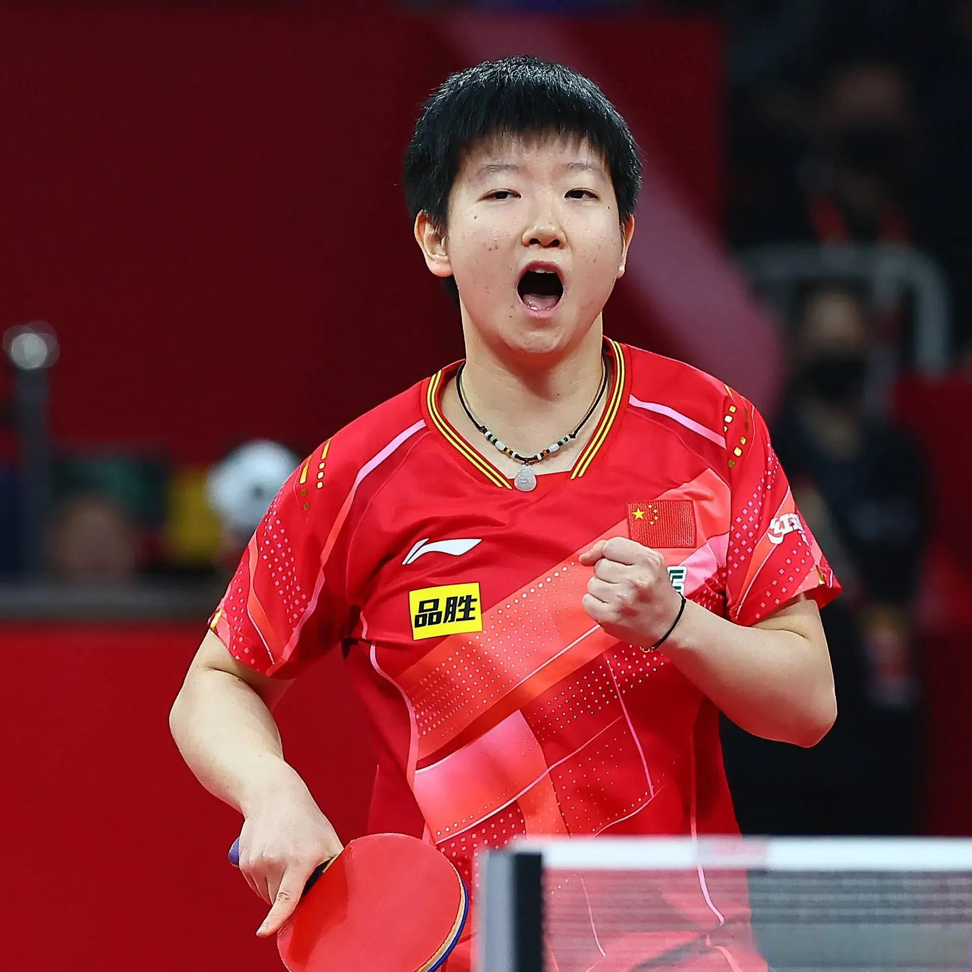 而隔网而立, 大比分, 孙颖莎利用