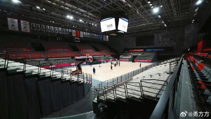 首钢冰球馆, 男篮很可能, 馆再次更名 首钢冰球馆, 男篮很可能, 馆再次更名