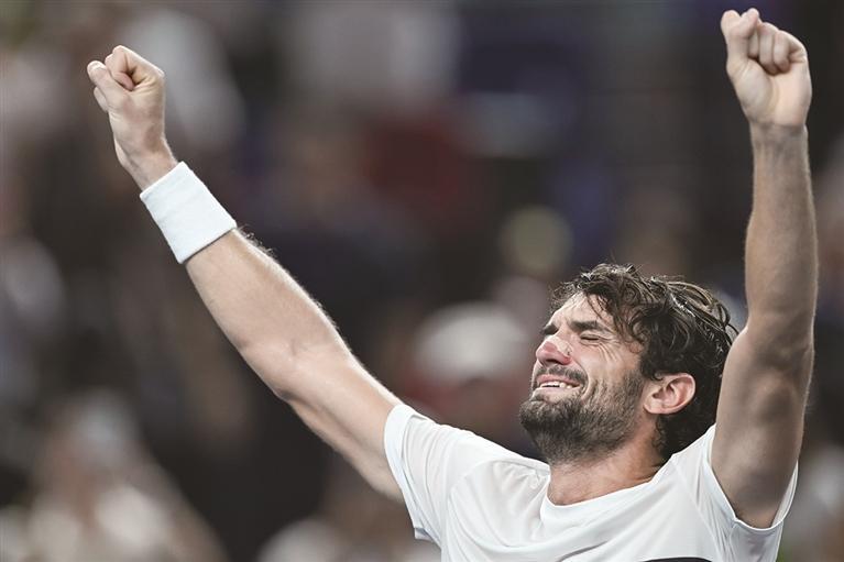 新华社供图, alt, 我甚至不敢 新华社供图, alt, 我甚至不敢