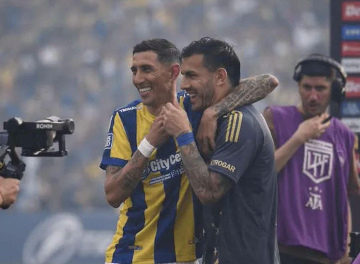 他们在看台, src